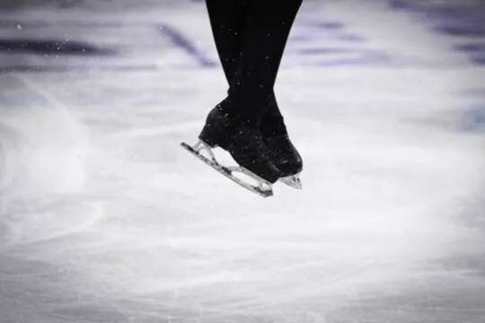    ISU оставил Россию без этапа Гран-при по фигурному катанию 2022 года