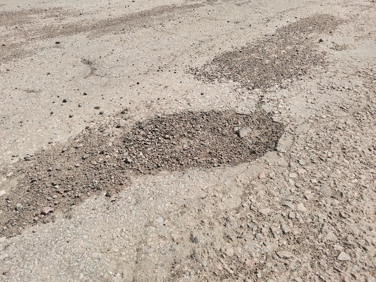 Дороги калача. Дорога калач павловск воронежская. Трасса обочина. Дорога калач павловск воронежская. Дороги калача.