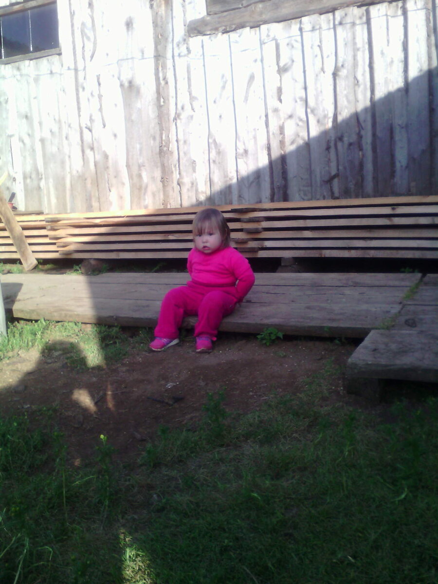 В первый приезд. Маше 1.6 года