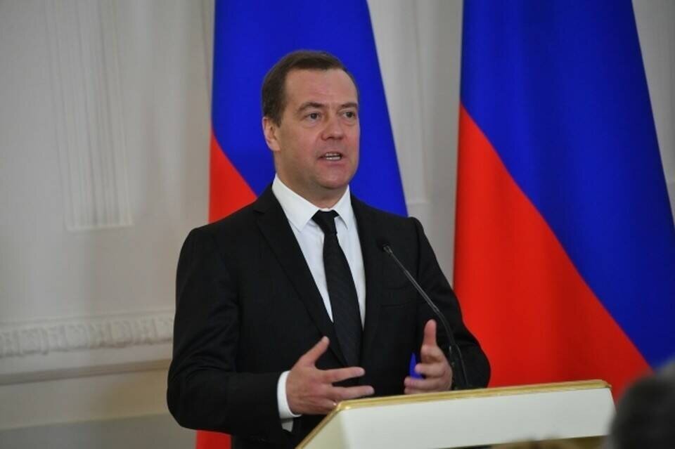     Медведев назвал достойным выступление «Единой России» на выборах Владимир ВЕЛЕНГУРИН