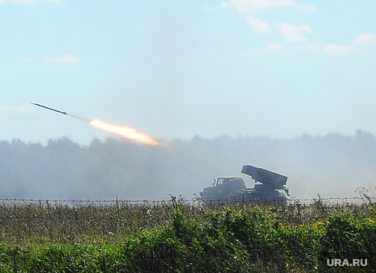    США рассчитывает поставлять запасы вооружения Украине еще пару месяцев