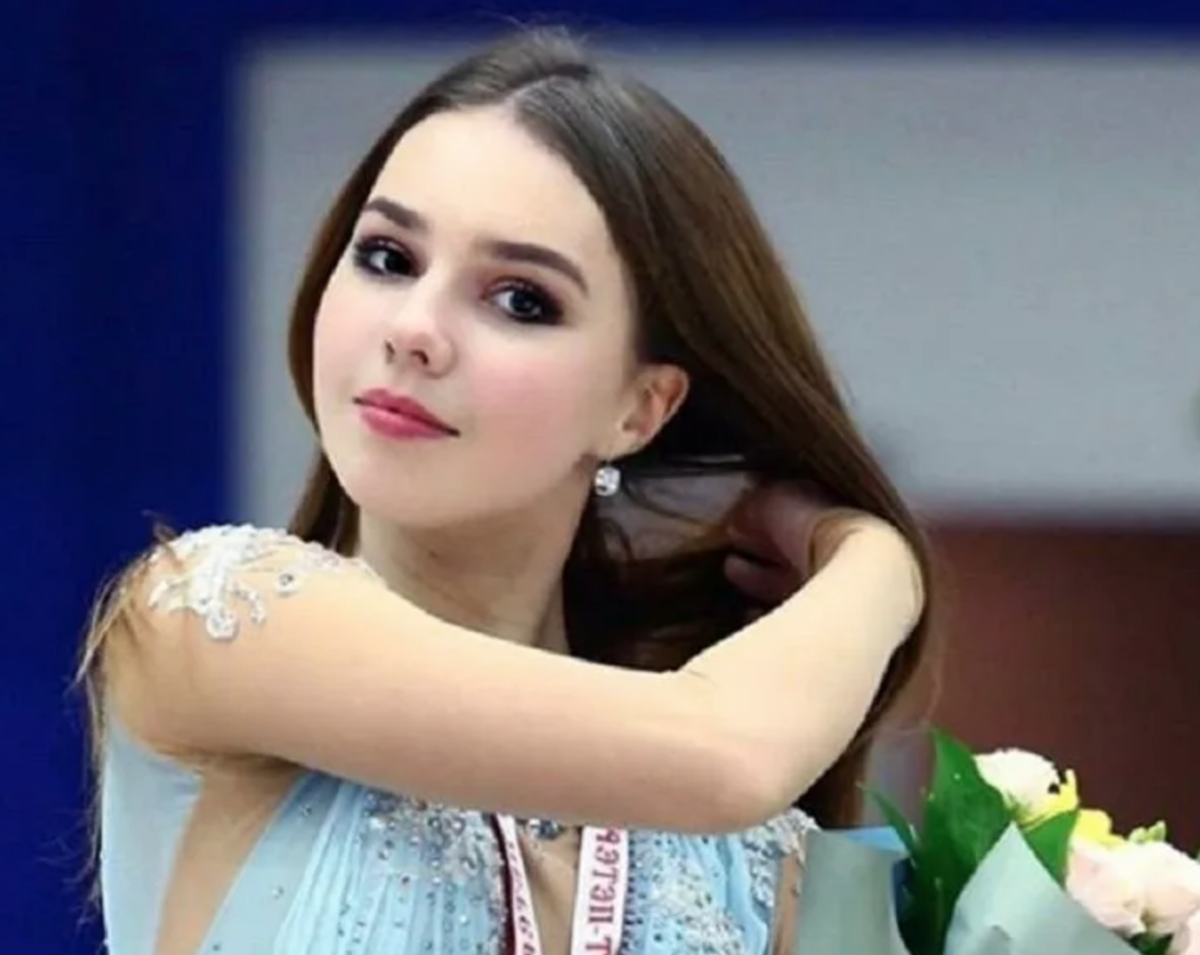 Лиза Нугуманова фигуристка