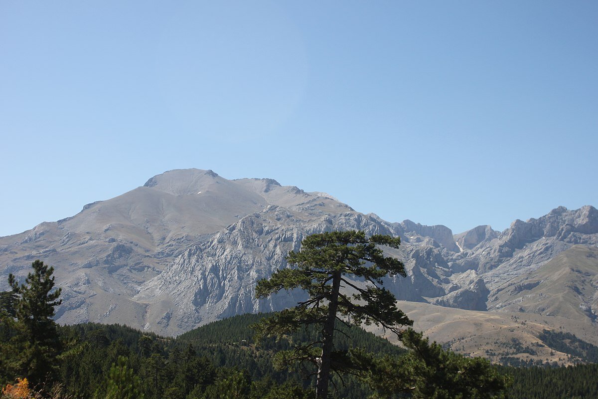 Хребет Кызылдаг. Фото из открытых источников Яндекс.Картинки