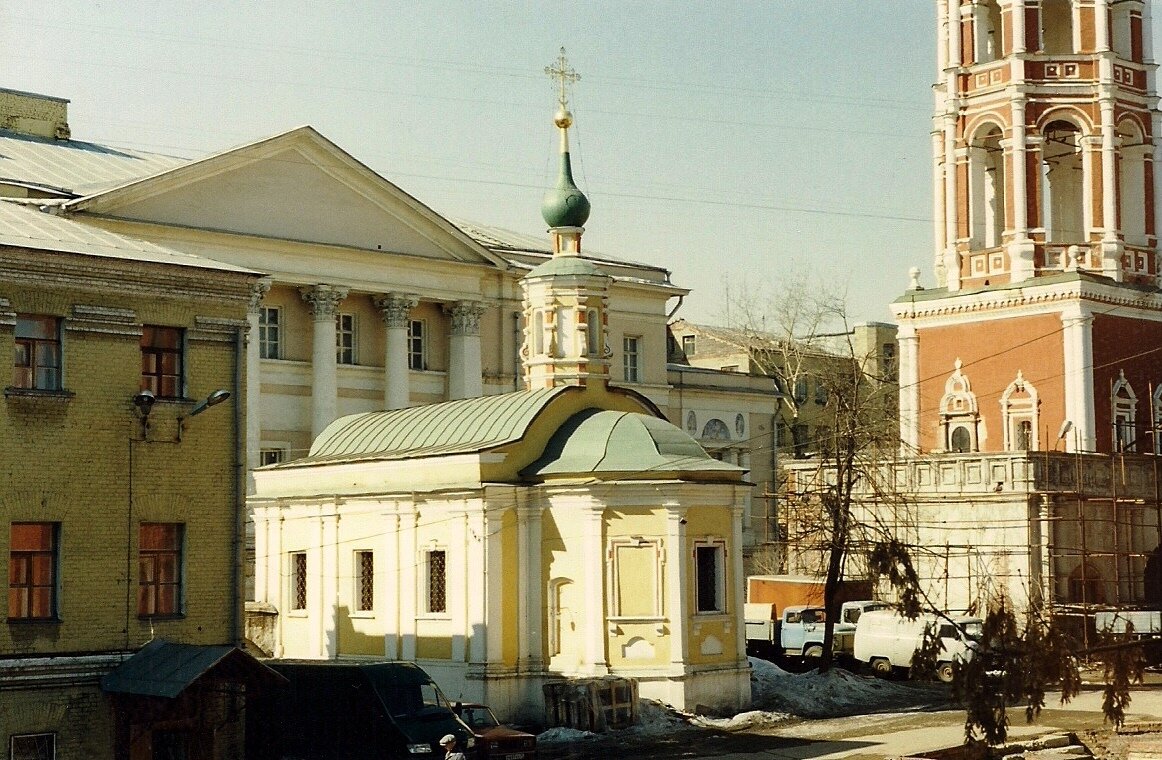 Петровка: Вид с колокольни, трубадур и железная огнедышащая утка |  Московские истории | Дзен