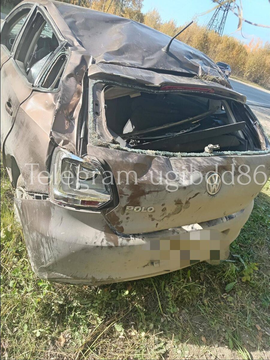    В Пыть-Яхе водитель КамАЗа спровоцировал ДТП, пострадала женщина с ребенком