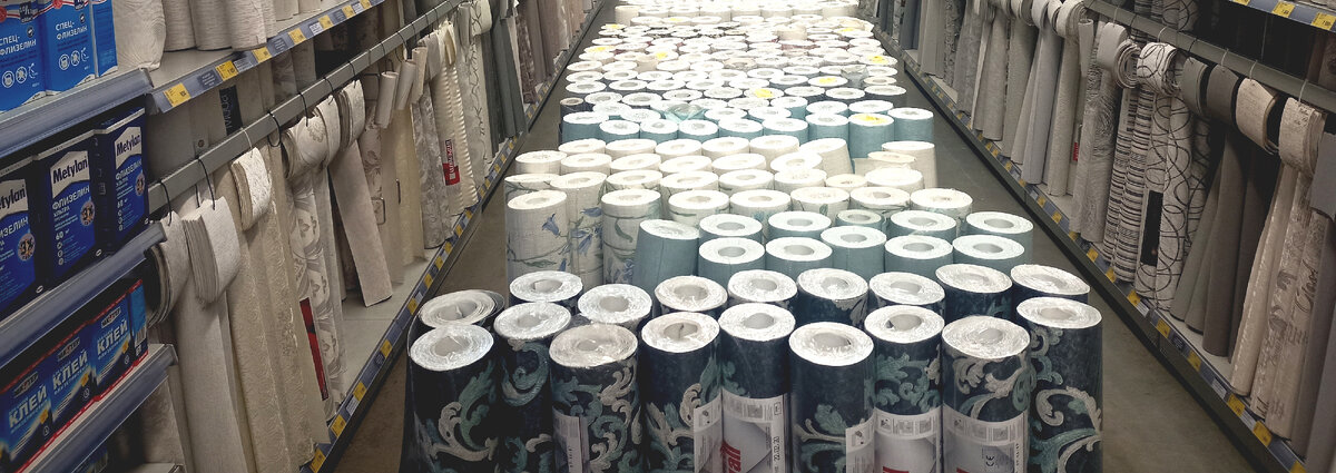 Они стояли молча вряд...