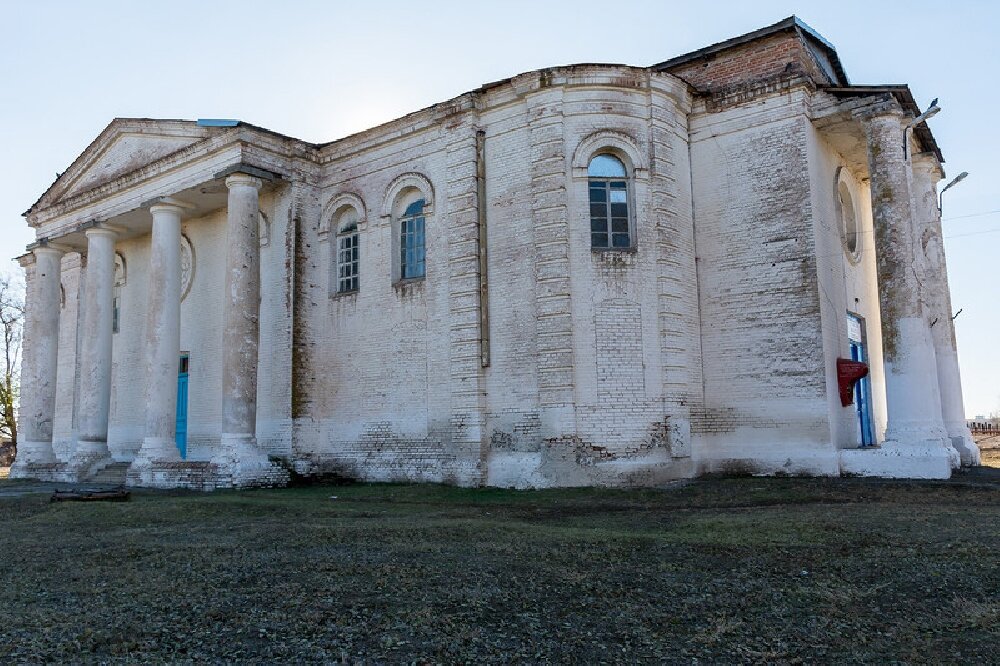 Село орловское. Кирха Старицкое. Старицкое Саратовская область. Немецкие кирхи в Саратовской области. Кирха Раскатово.