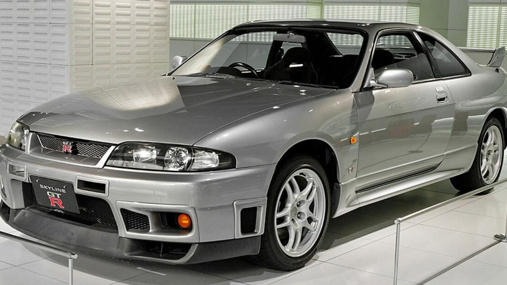 Nissan Skyline GT-R R33 (1995–1998)