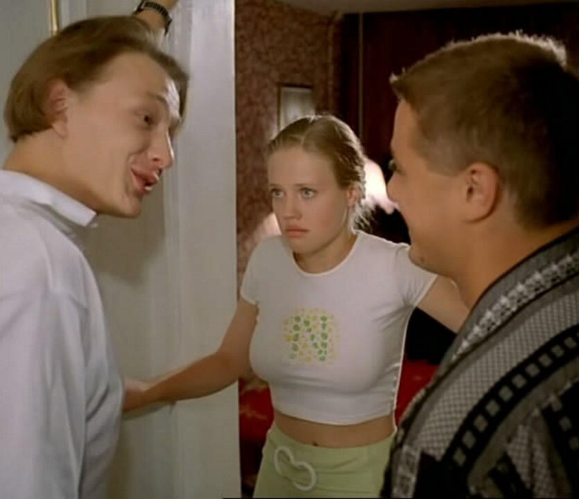 Анна Синякина Ворошиловский стрелок. Анна Синякина 1999. Анна Синякина в фильме Ворошиловский стрелок. Макаров Ворошиловский стрелок.