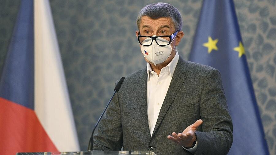 Премьер Чехии Бабиш: А нас то за что?. Источник: Яндекс.Картинки