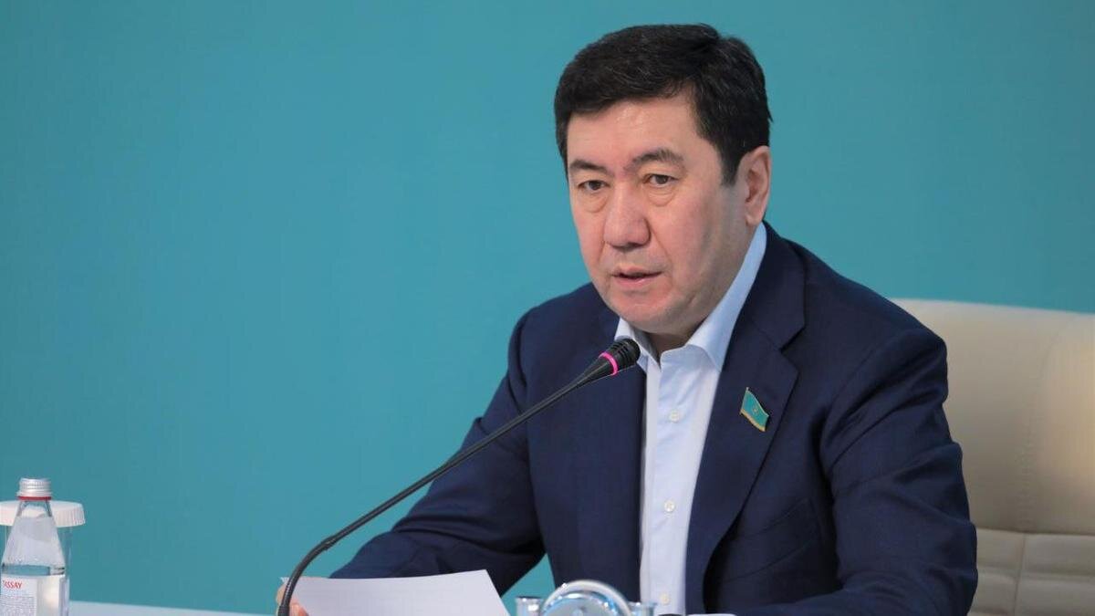    Ерлан Кошанов:пресс-служба партии Amanat