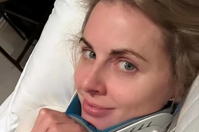    «Я сломала позвоночник в двух местах»: Донна Эйр получила тяжелые травмы
