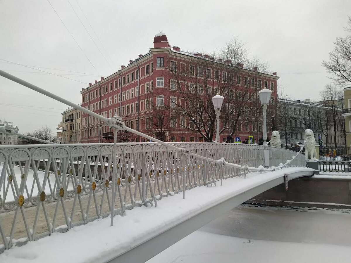 Львиный мост. Одно из мест силы Петербурга. Фото автора блога.