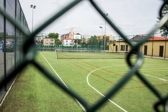    Российских школьников научат играть в лапту