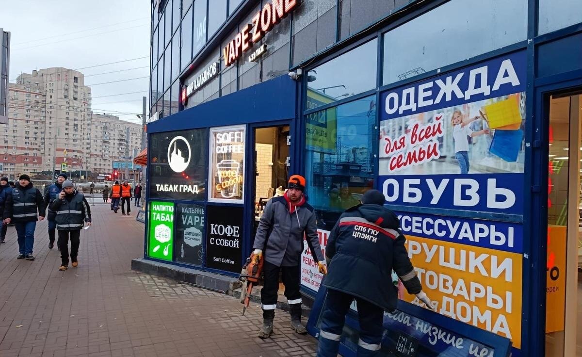 Фото на комендантском проспекте у метро