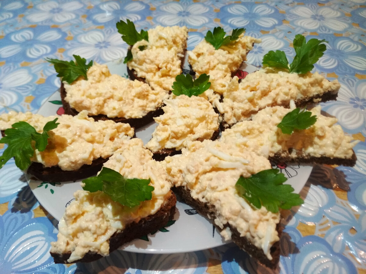 Фото автора. Интересная и классная закуска для праздничного застолья.