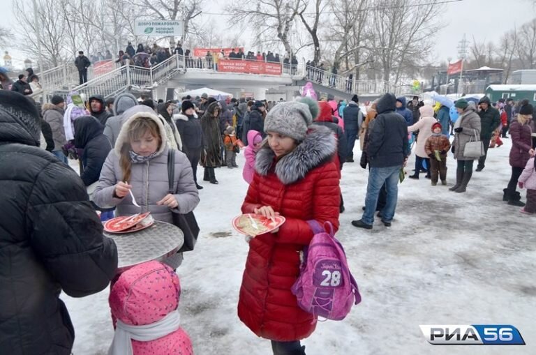   У православных оренбуржцев с 20 февраля начинается праздник Масленицы Андрей Севостьянов