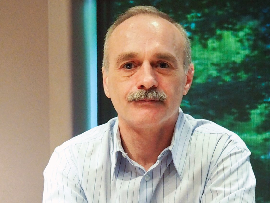 Роман абрамович яхта. Абрамович роман аркадьевич яхта. Лалакин максим сергеевич. Петр олигарх олигарх авен. Олигарх из будущего.