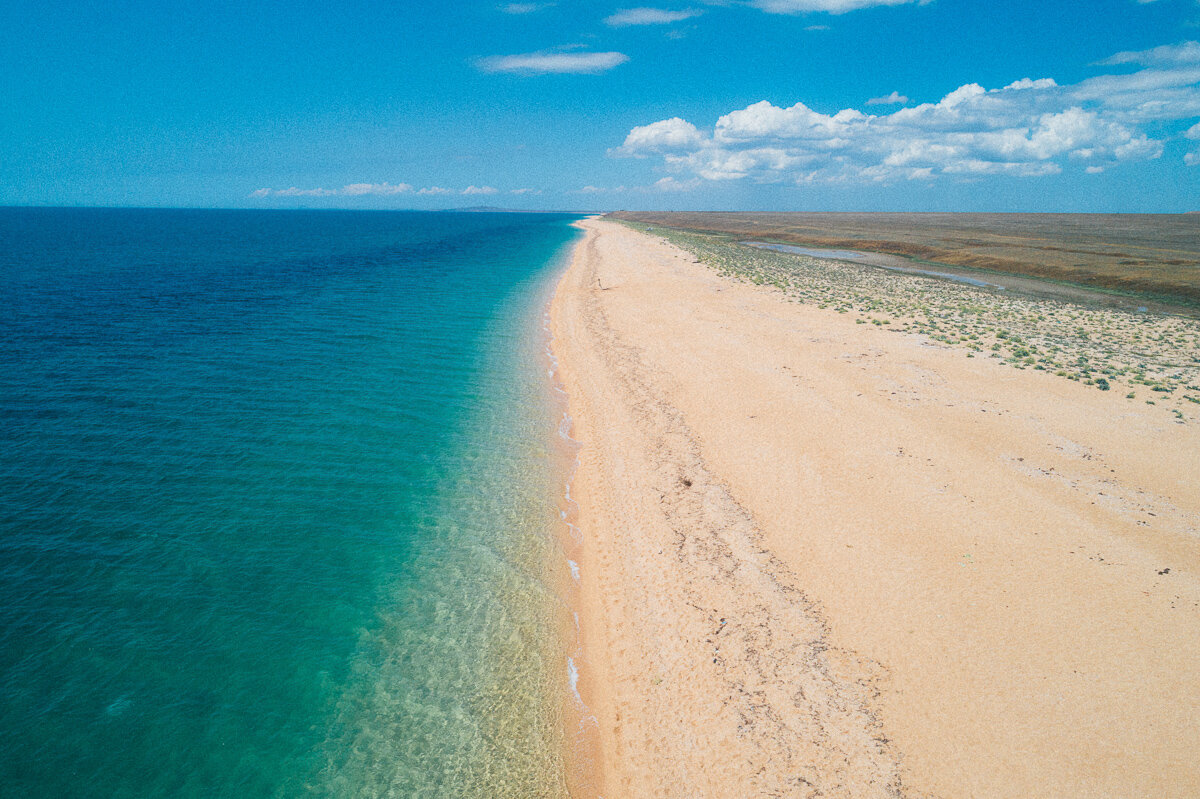 Пляж коса Беляус Крым