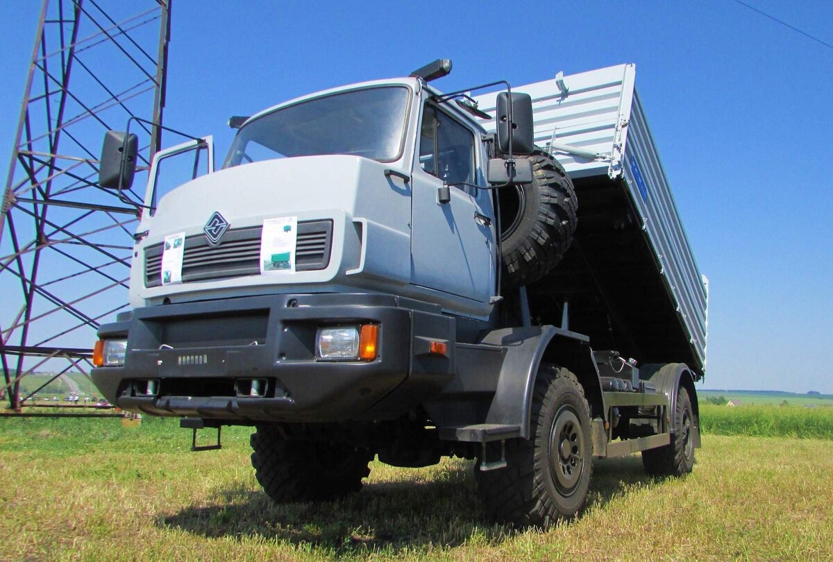 Автомобиль Урал 6320