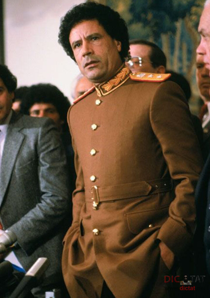 Кадаффи. Каддафи Муаммар. Муаммар Каддафи молодой. Полковник Муаммар Каддафи. Муаммар Каддафи диктатор.