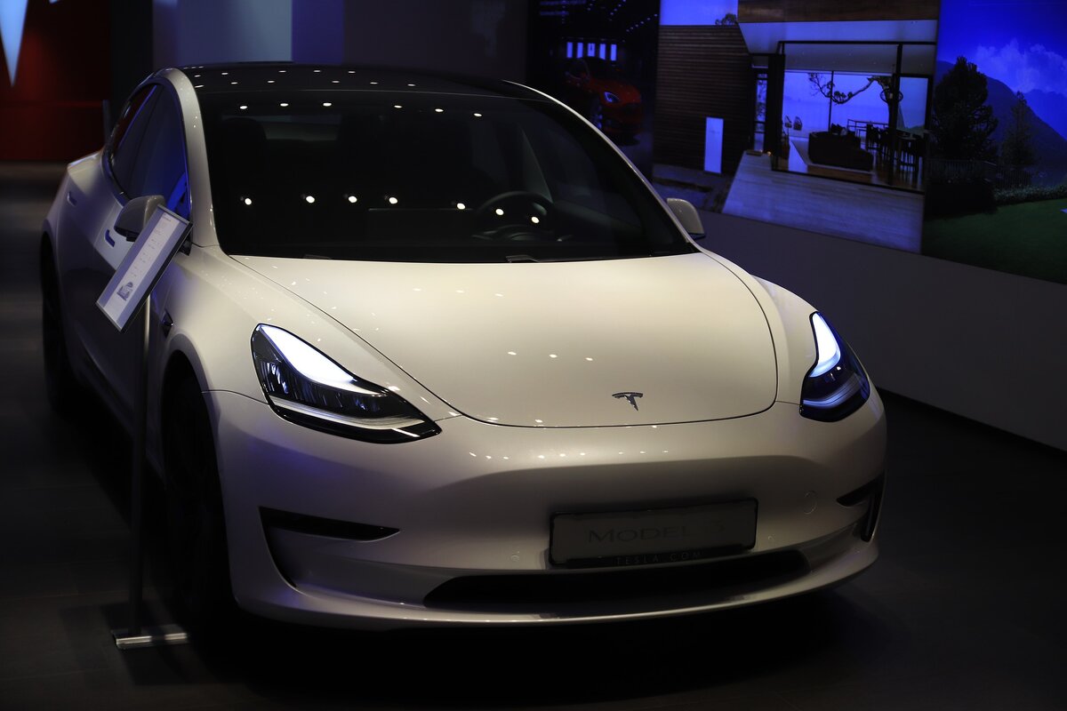 Tesla Model 3