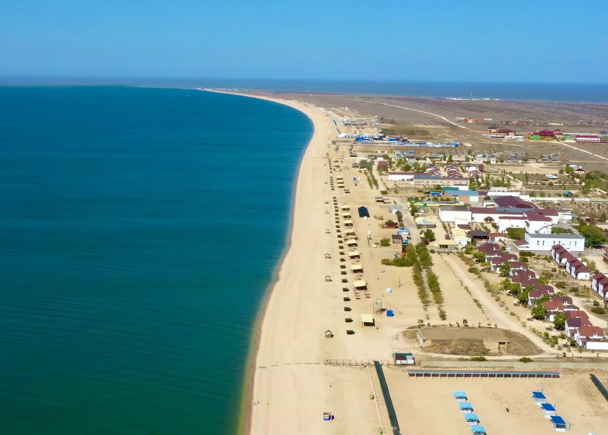 Побережье азовского моря поселки. Станица Должанская Азовское море. Коса долгая станица Должанская. Долгая коса Ейск. Ейск Должанская коса.