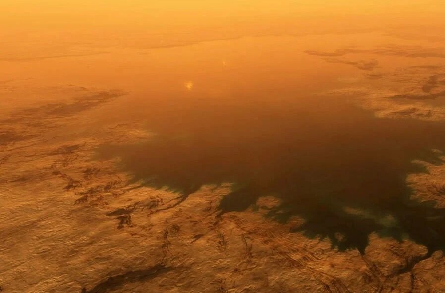 Фото "Кассини" моря и озера Титана