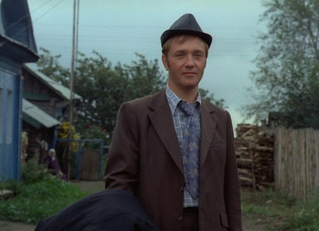 В октябре 1975 года на экраны вышла трагикомедия Георгия Данелии «Афоня», которая изначально подразумевалась в формате мрачной драмы, но Данелия не хотел, чтобы главного героя его фильма зритель...