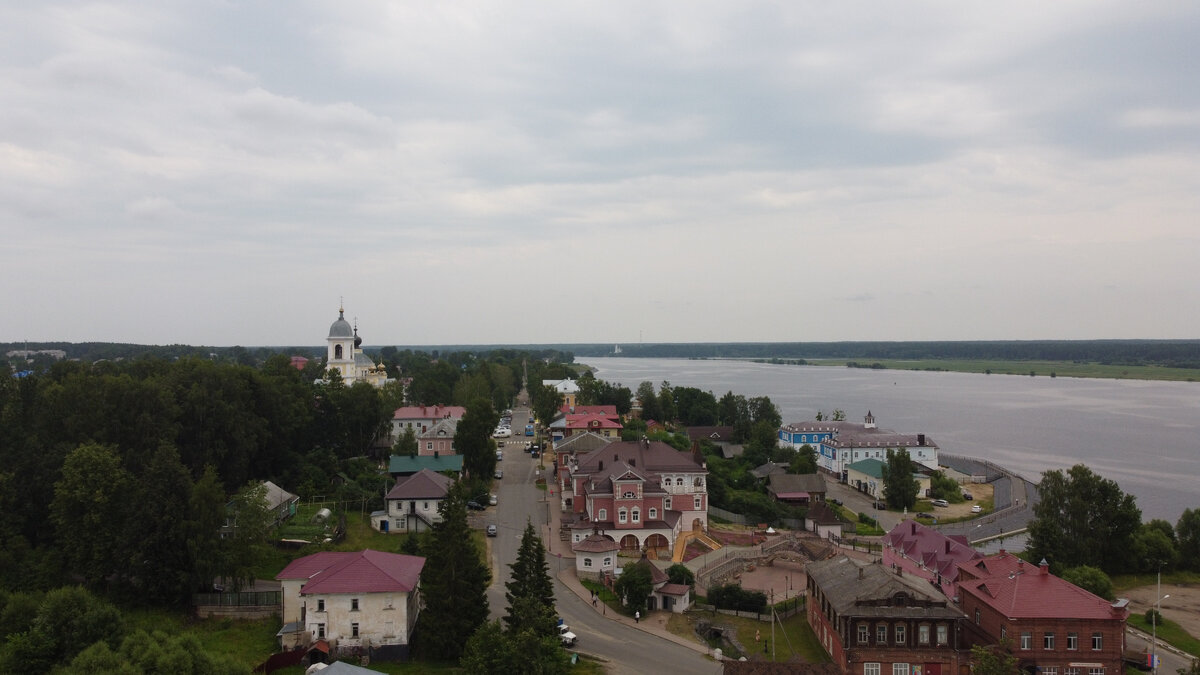 Вид на Мышкин с воздуха