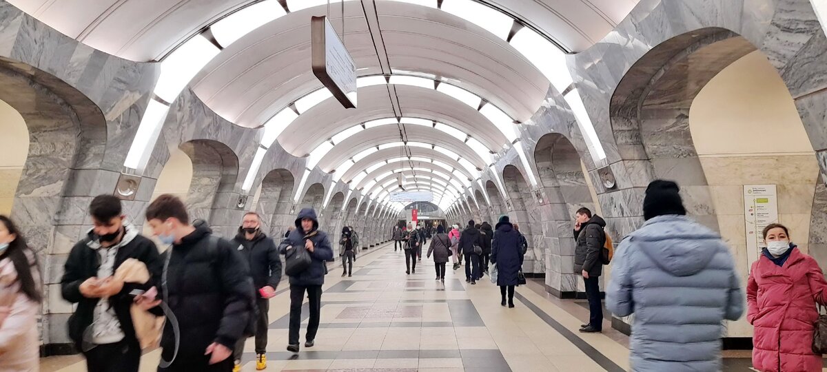 Центральный зал станции, 2021г