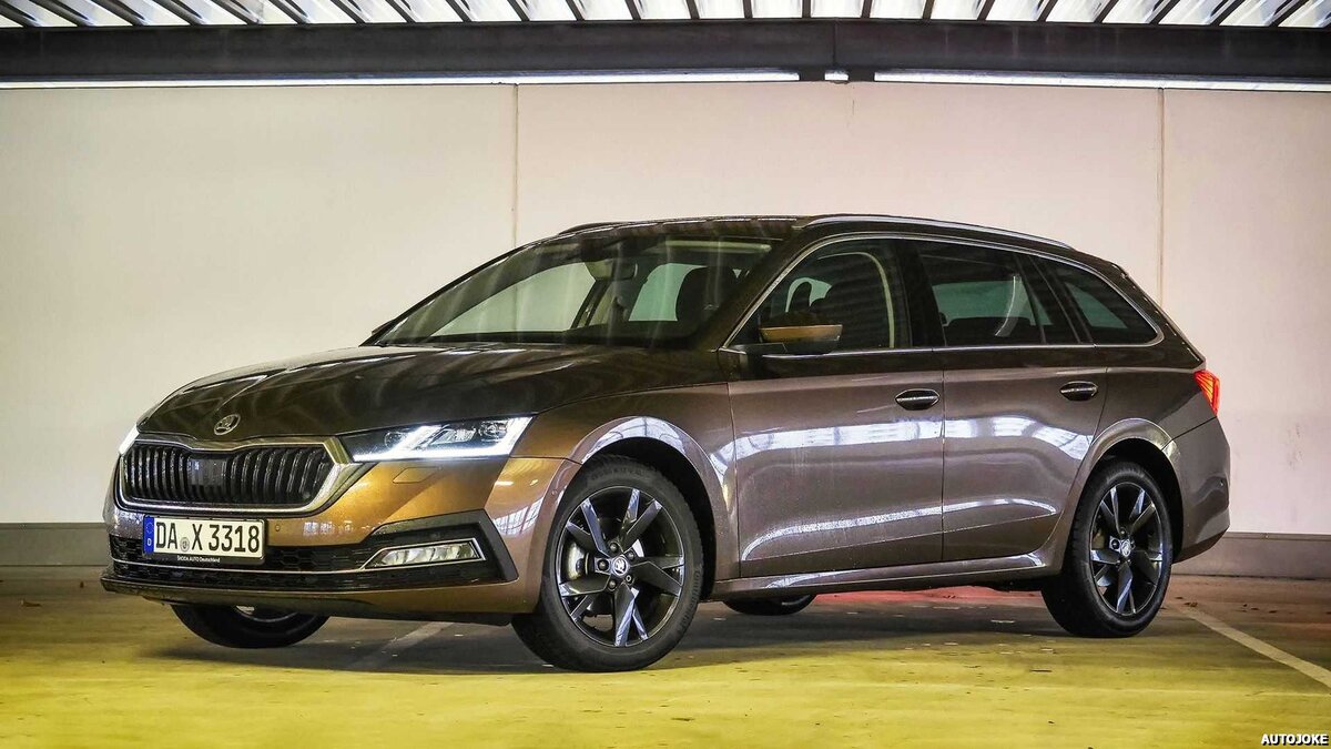 Skoda Octavia 1.0 TSI e-Tec Combi (2021)