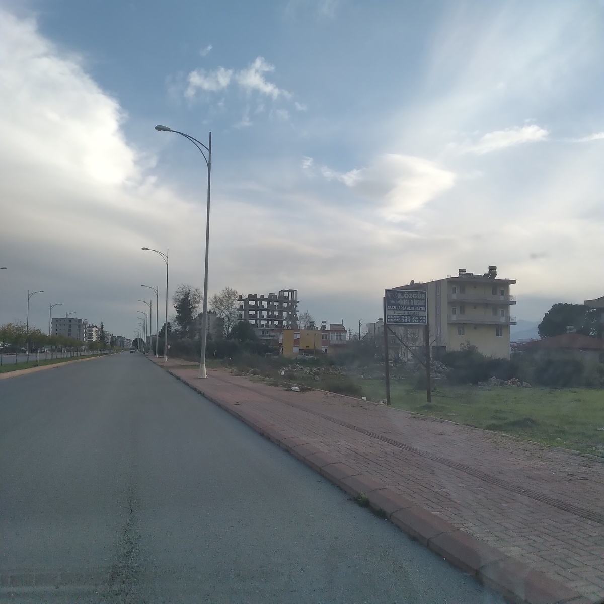 Везде идет строительство