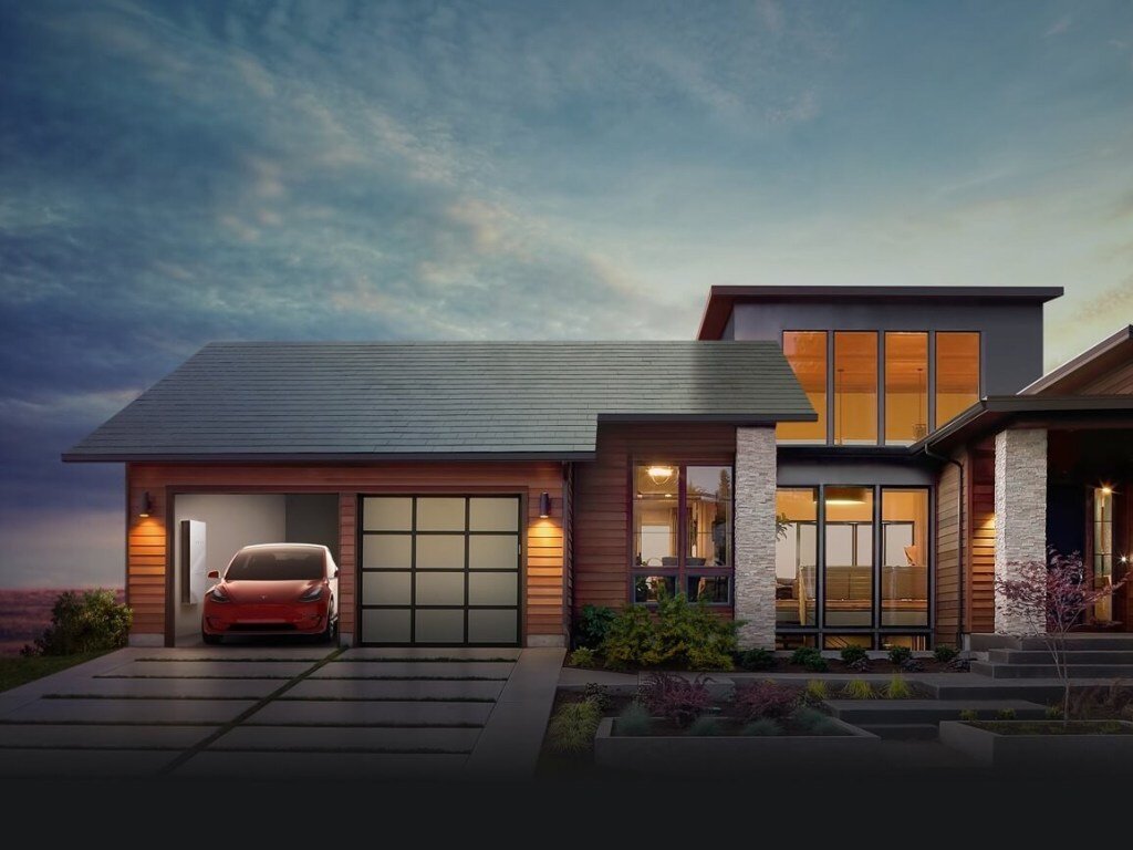 Наличие солнечной крыши+системы хранения и электромобиля вот как в скором времени будет выглядеть немецкий дом