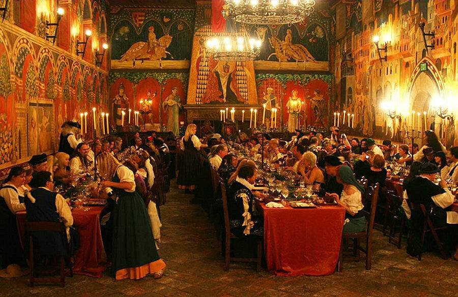 пир в 16 веке.