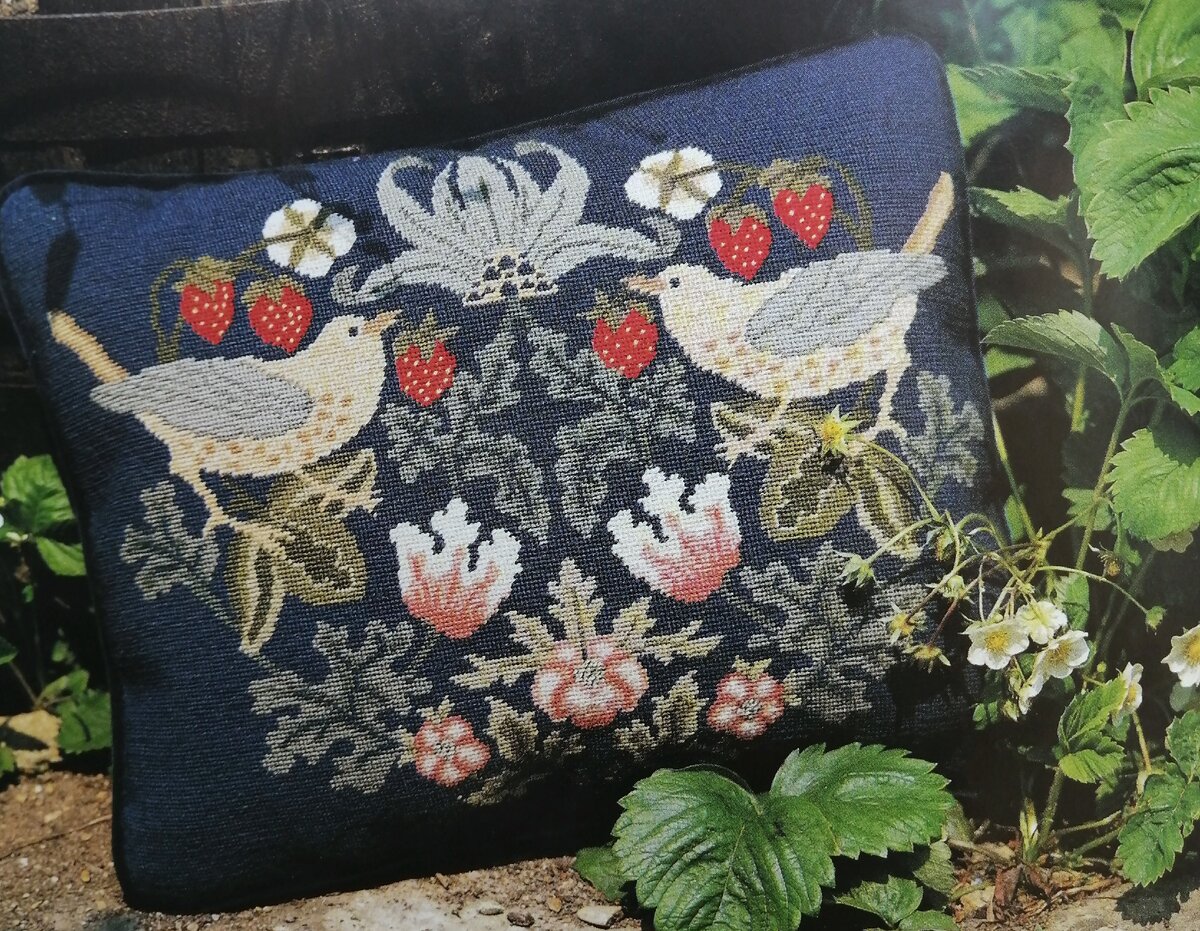 Знаменитый мотив под названием "земляничный вор" У. Морриса. Фото автора