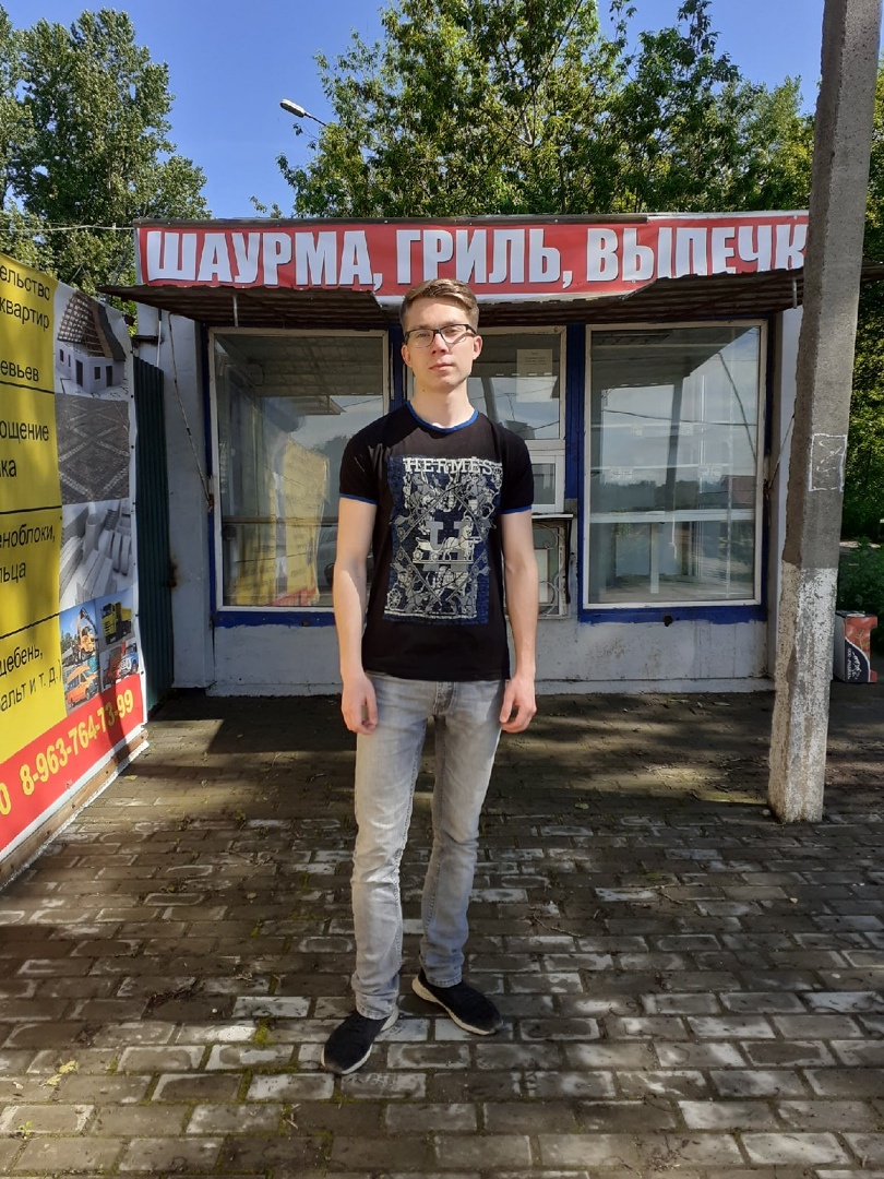 Это галерея.  Дальше показано до и после того как мы заезжали.