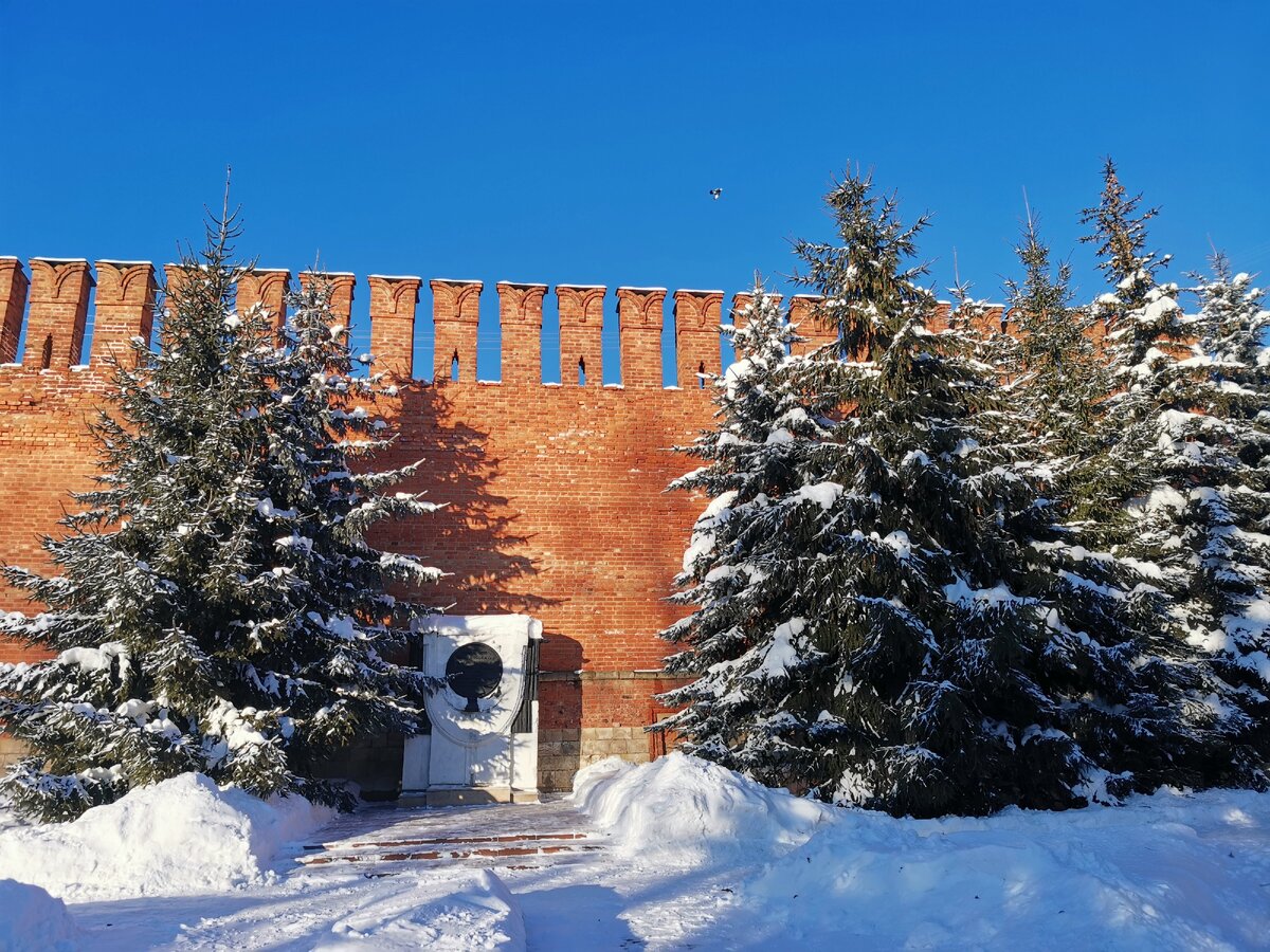 Мемориальная доска в память о партизанах 1812 г