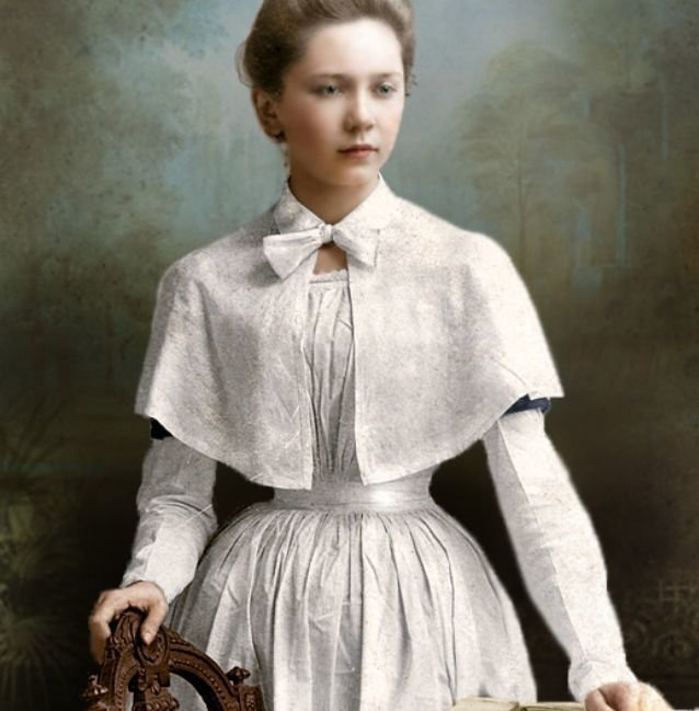 Ученица института благородных девиц. Санкт-Петербург travelask.ru