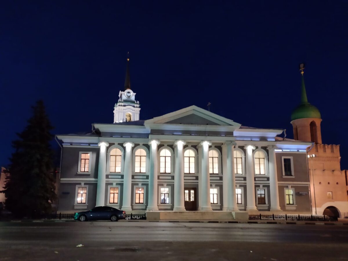 Здание музея самоваров в городе Тула