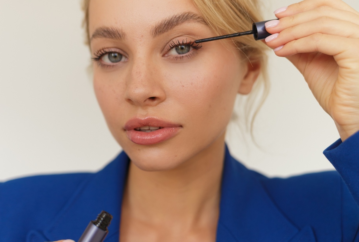 Сыворотка для роста и укрепления ресниц