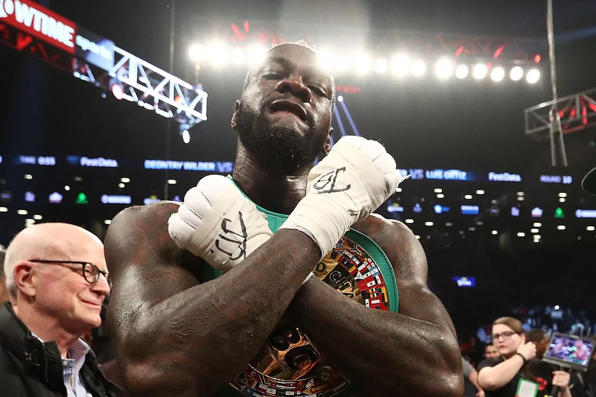 Экс - чемпион мира в супертяжелом весе по версии (WBC), Деонтей Уайлдер