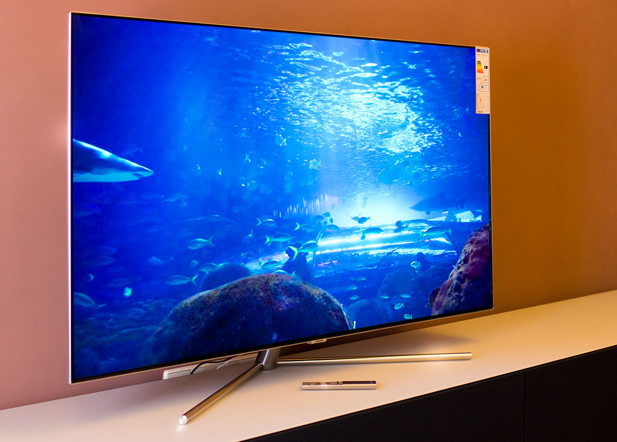 Телевизор 65 дюймов отзывы. Samsung 65 qled8k. Samsung 65q800. Samsung QLED 8к. Samsung q60a 65.