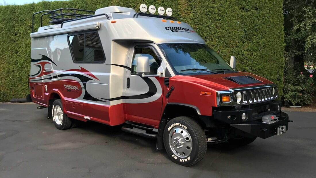 Автодом Chinook Hummer на базе Ford с полным приводом