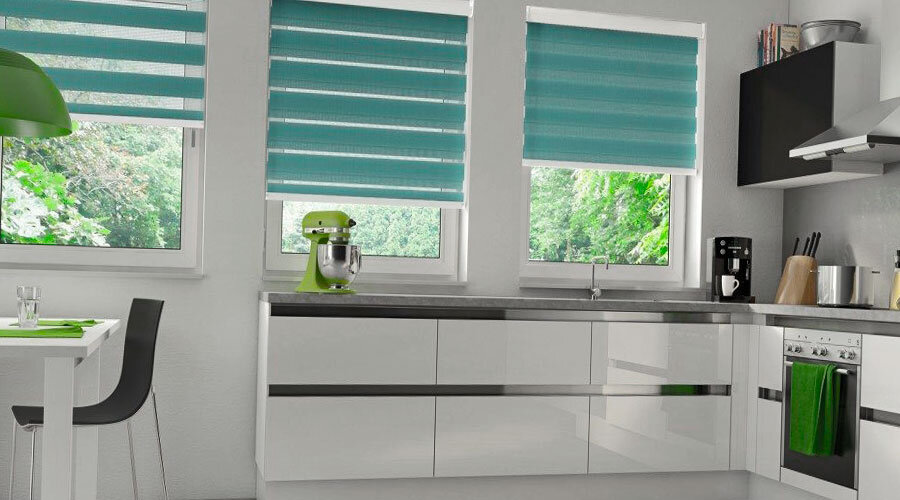 Рулонные шторы для кухни - отличный вариант!