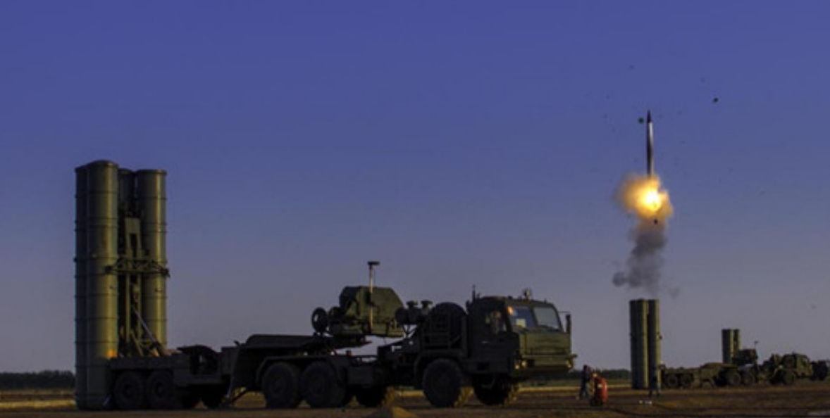 Испытания С-400 в Китае осенью 2019 года. После проведения всех тестов китайская Синьхуа назвала "Триумф" "символом национального спокойствия". Фото НОАК