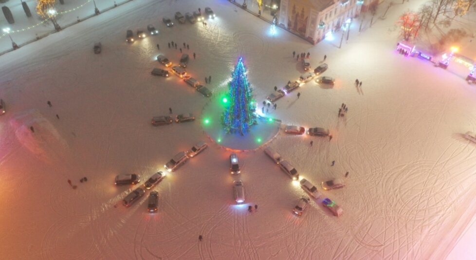 Флешмоб к Новому году (фото-1)