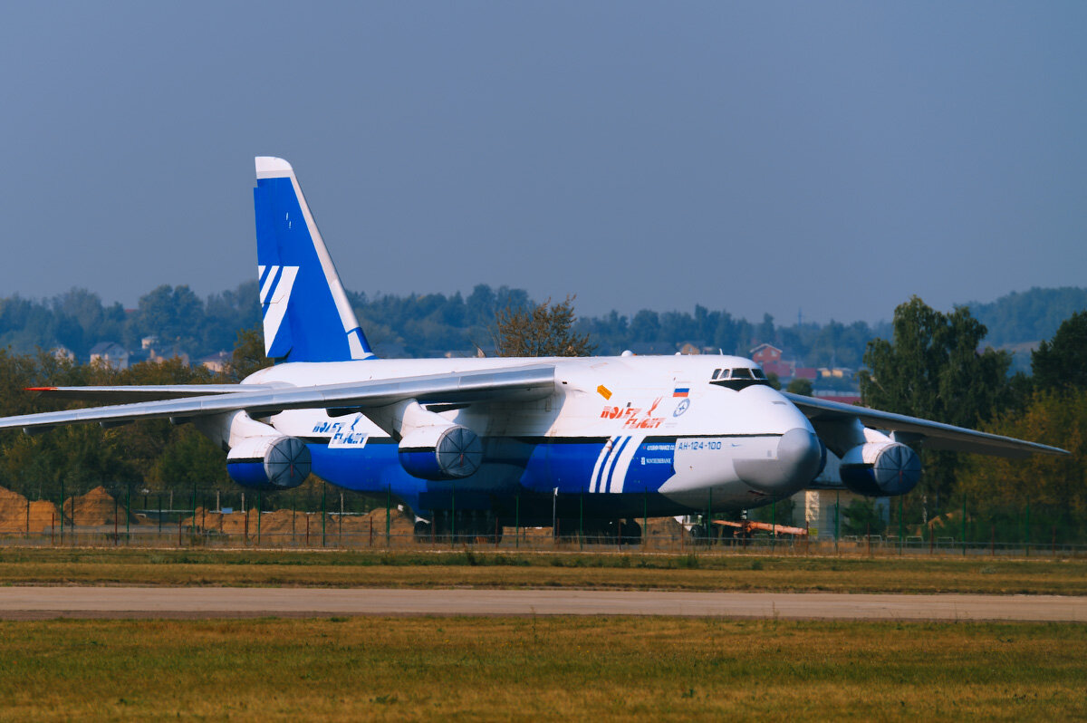 Ан-124-100 «Руслан»