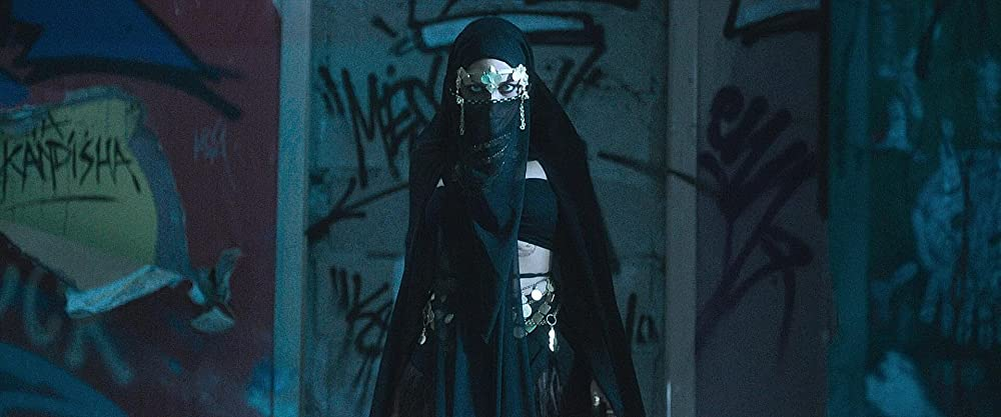 Кадр из фильма Kandisha. Режиссеры: Александр Бустильо, Жюльен Мори. Оператор: Симон Рока. Производство: Esprits Frappeurs, Wy Productions. Показ в России: Пионер