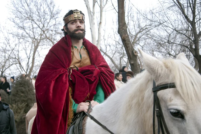 Святой Саркис в представлении современного актера 